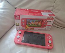 Nintendo Switch Lite - Animal Crossing Isabelles Aloha Edition (Coral Pink) - Boxed
