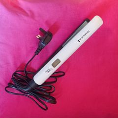 Remington hair straightener