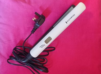 Remington hair straightener