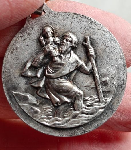 pilgrim medal pendant Notre Dame De Rocamadour France