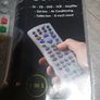 8 in 1 universal remote control Image 3