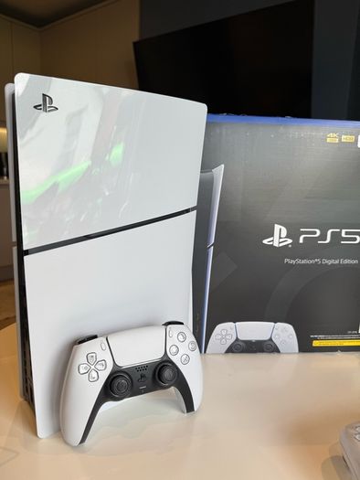 PlayStation 5 ps5