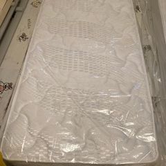 2 x Mattress protector for moving. 1 double and 1 single.