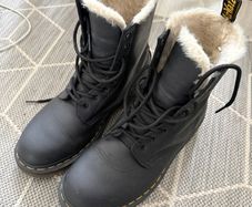 Dr. Martens 1460 Serena Fur-Lined Boots ,UK 7 , US 9 , Black