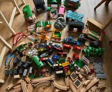 Brio - Huge lot with many boxed items