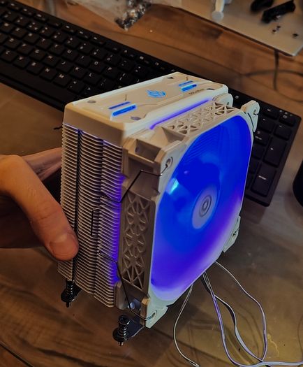 Forgeon Solarian 4 Pipes 120mm ARGB CPU Cooler White
