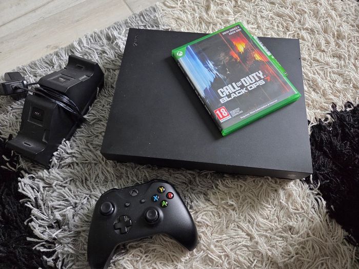 Xbox One X 1Tb
