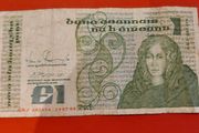 Irish 1988 "Queen Meibh" one pound in Fine  condition
