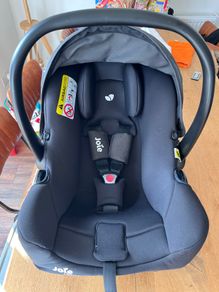 Joie I-Snug 2 Car seats and Encore Rotating ISOFIX Base x 2