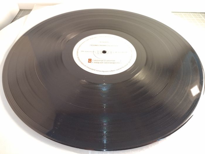 Sound Crowd - ENERGY RUSH! - Red Records - QUINTESSENTIAL Irish Dance BANGER from The BIGGEST Irish Dance ACT! Condition: Excellent to Near MINT!