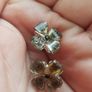 Small flower earrings Image 3