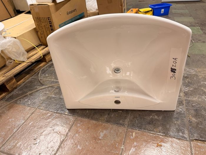 Bathroom Sink Wall Mounted
