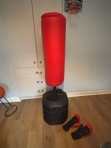 Smyths boxing bag stand and gloves