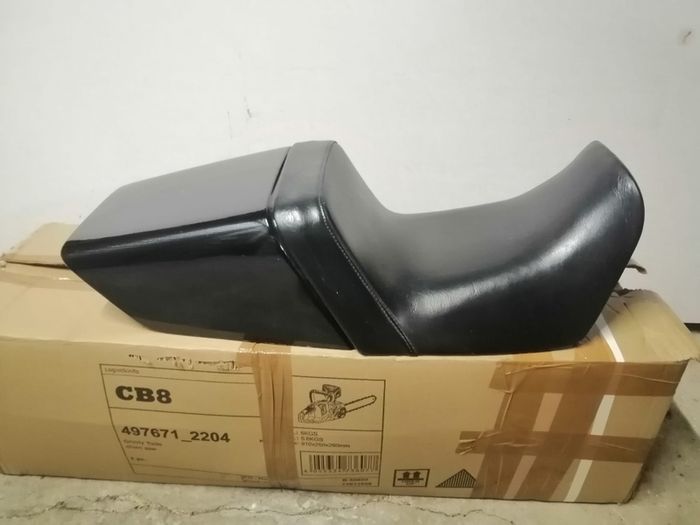 Kawasaki Gpz900 single seat