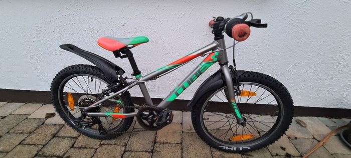 Cube race 200 kids bike
