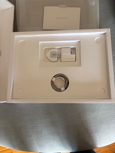 Macbook Air M3 15" 16GB 1TB