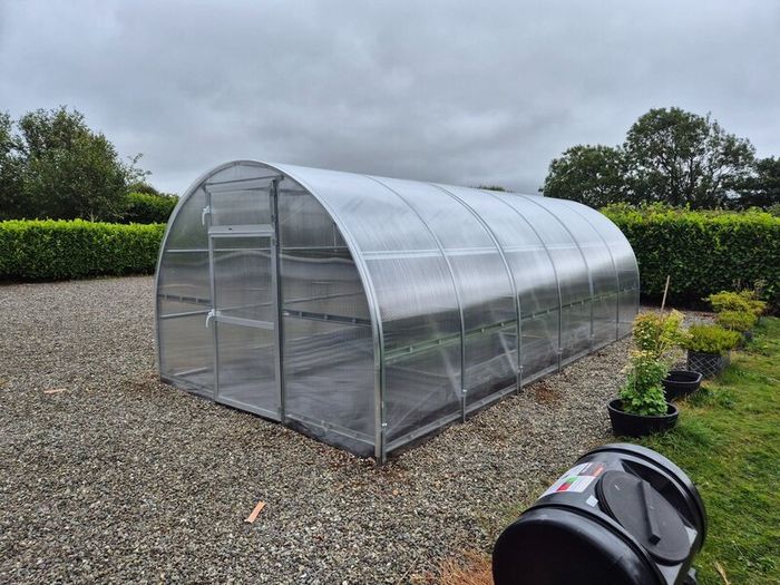Greenhouse Strong Premium