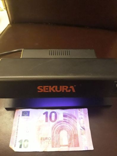 Money Detector