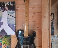 Fender modern player telecaster