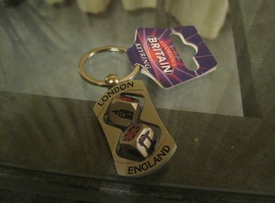Dice Design/Metal Keyring/London Pictures.