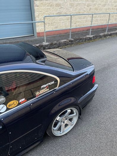 2004 BMW 3 Series