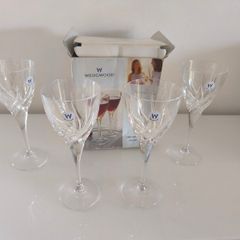 Wedgwood Elegance 24% Lead Crystal Red Wine Glasses Set of 4  Boxed