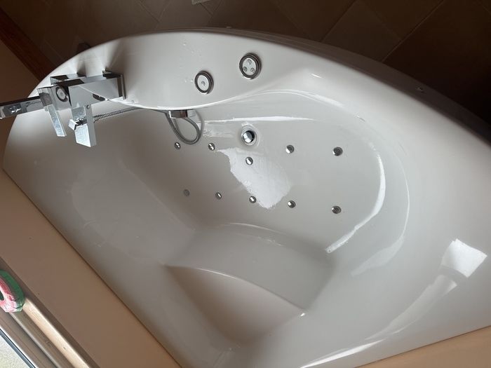 whirlpool jet bath