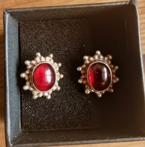 Vintage sterling detailed silver stud earrings dark red stone