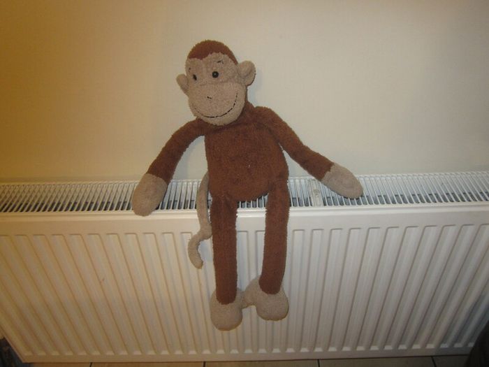 JELLYCAT  slackajack monkey   retired rare