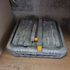 wet tile cutter