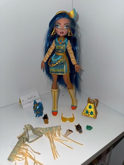 monster high cleo