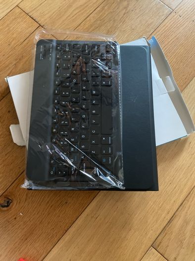 iPad Pro 11 Smart Keyboard case