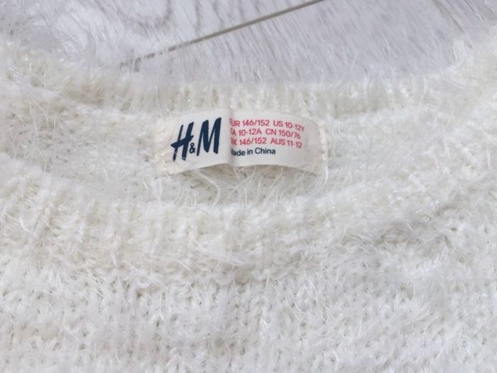 H&M Girls White Cozy Jumper Age 10-12