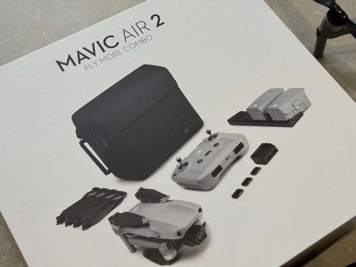 DJI Mavic Air 2 Fly More Combo