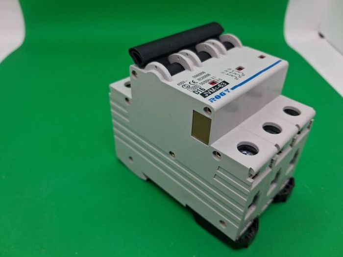 Postage - Rogy D16a 16 Amp 3 Pole Circuit Breaker 400v