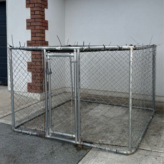 Dog Kennel and Dog Run