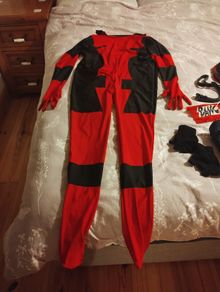 Deadpool morph costume and extras