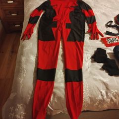 Deadpool morph costume and extras
