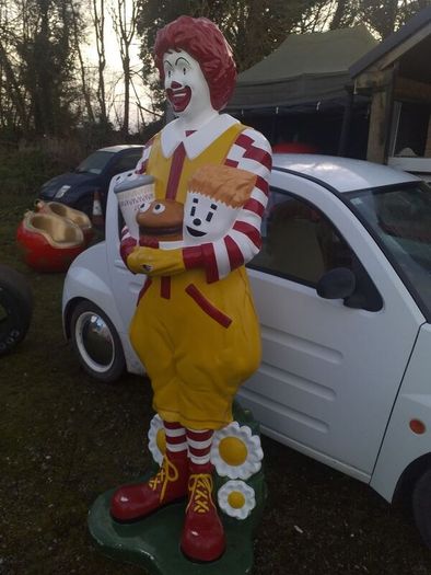 lifesize Ronald McDonald