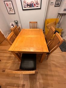 Solid Oak Extending Dining Table and 6 Chairs Set