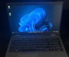 Dell Latitude 5520 Laptop i5/16GB/256SSD/FHD