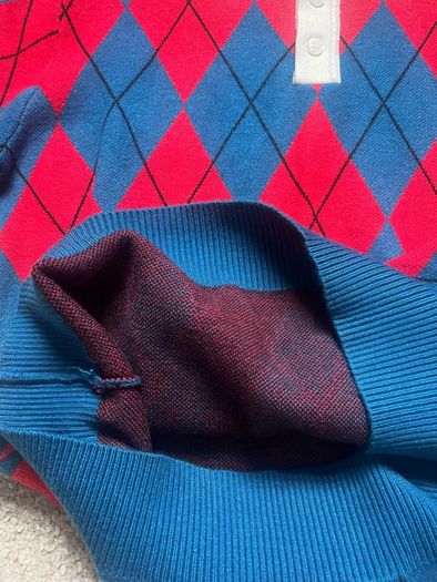 Knitted Polo shirt in blue white and red color