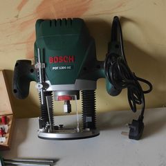 Bosch POF 1200ae Plunge Router.