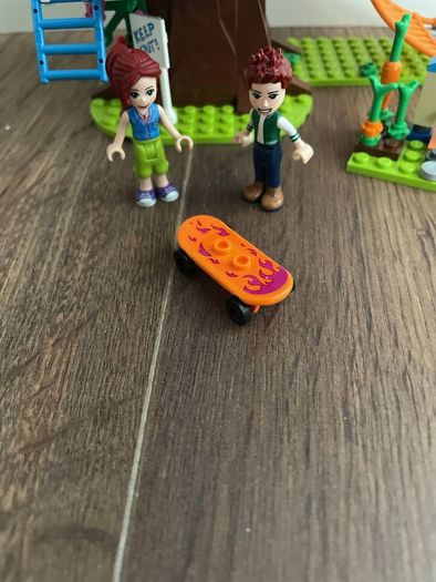 LEGO Friends Mia  Tree House