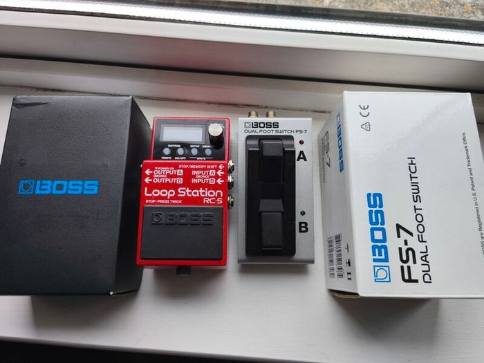 Boss RC-5 and FS-7 Bundle