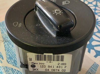 VAG Volkswagen Audi Skoda OEM headlight switch IZO 941 341 F