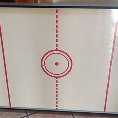 Air Hockey Table