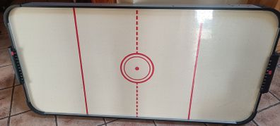 Air Hockey Table