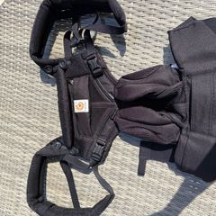 Ergobaby Omni 360