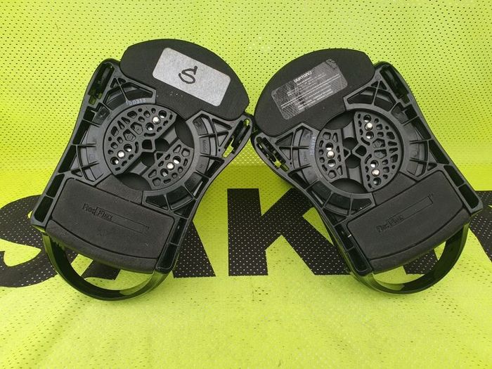Burton Custom snowboard bindings